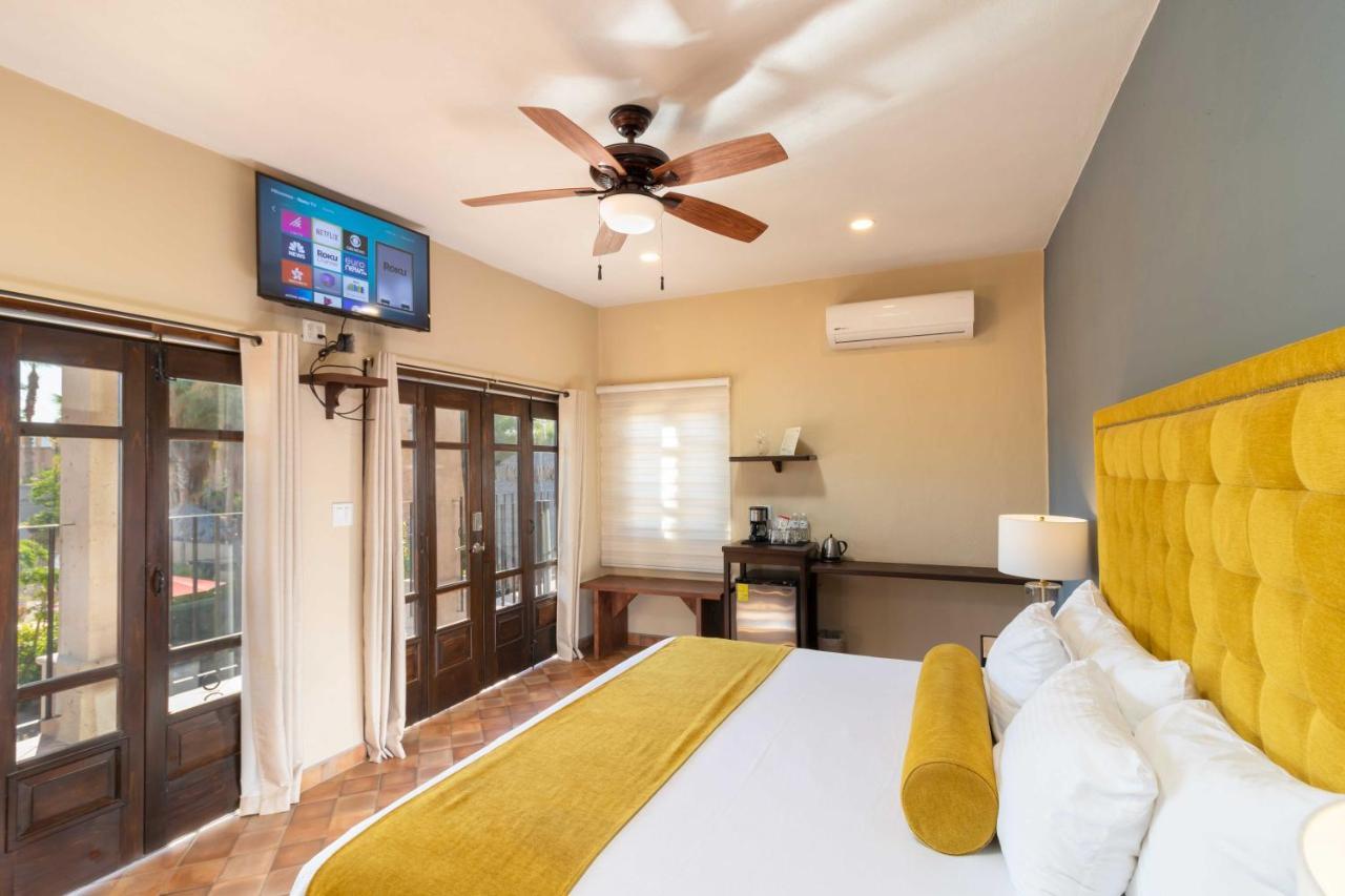 Hotel 1697 Loreto Лорето Екстериор снимка