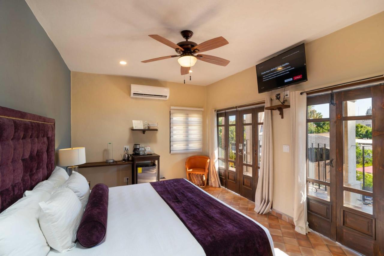Hotel 1697 Loreto Лорето Екстериор снимка