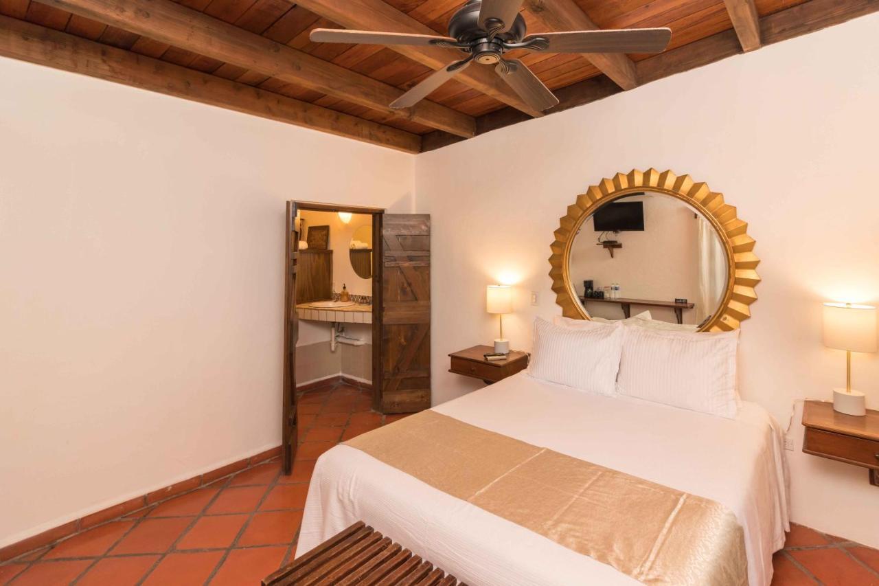 Hotel 1697 Loreto Лорето Екстериор снимка
