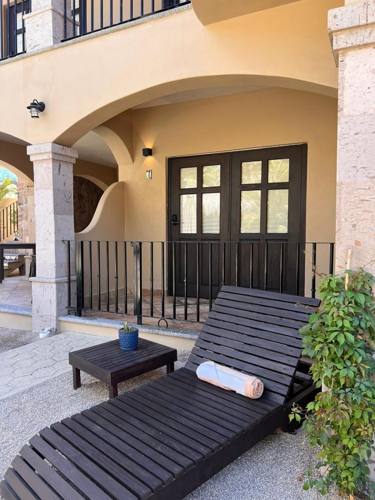 Hotel 1697 Loreto Лорето Екстериор снимка